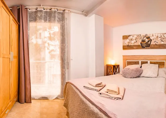 Parrot's House Λορέτ Ντε Μαρ