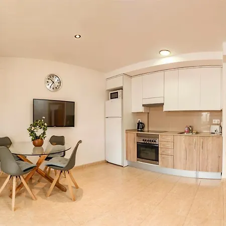 Apartment Parrot's House Lloret de Mar
