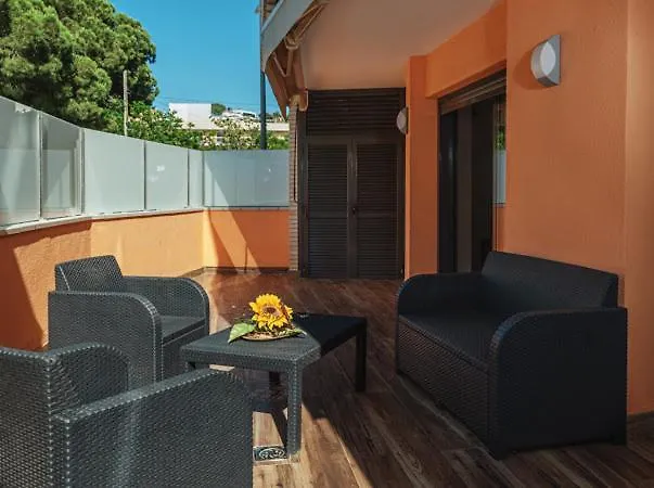 Apartament Parrot's House *