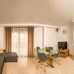 Апартаменти Parrot's House Льорет-де-Мар