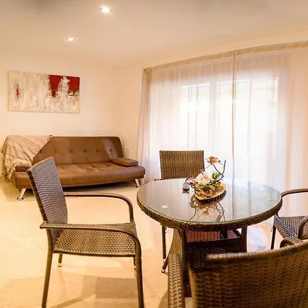 Appartement Parrot's House *