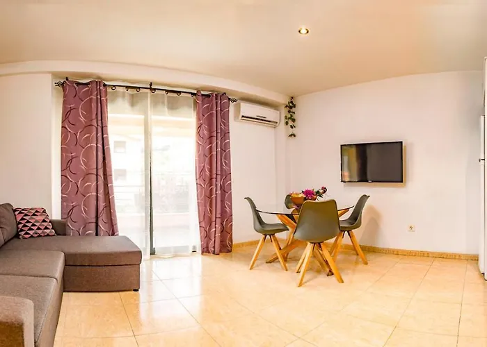 Apartment Parrot's House Lloret de Mar