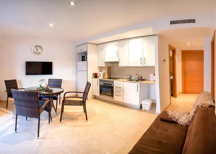 Parrot's House Apartment *