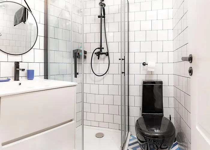 Parrot's House * يوريت دي مار