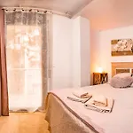 Parrot's House יורט דה מאר