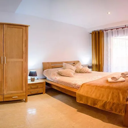 Parrot's House Apartament